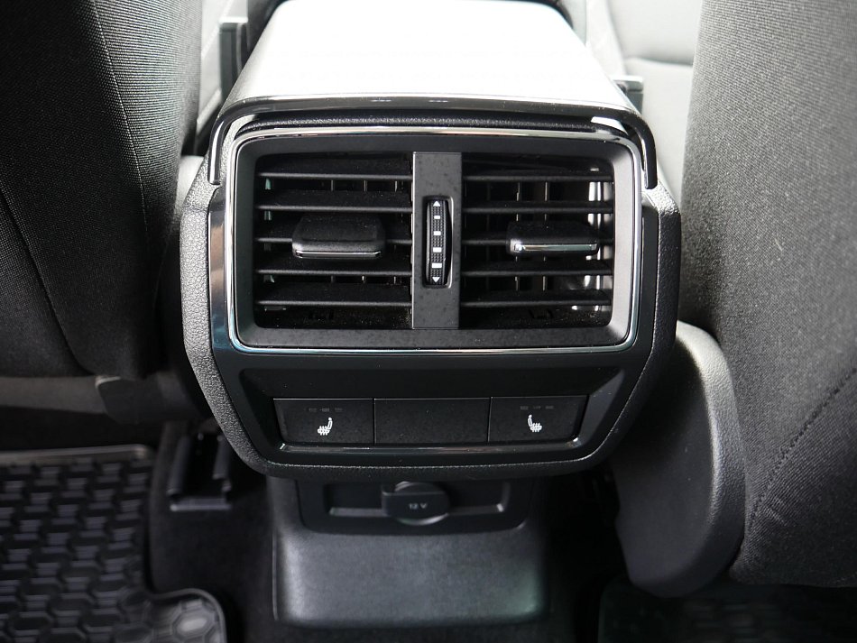 Škoda Karoq 1.0 TSi Soleil