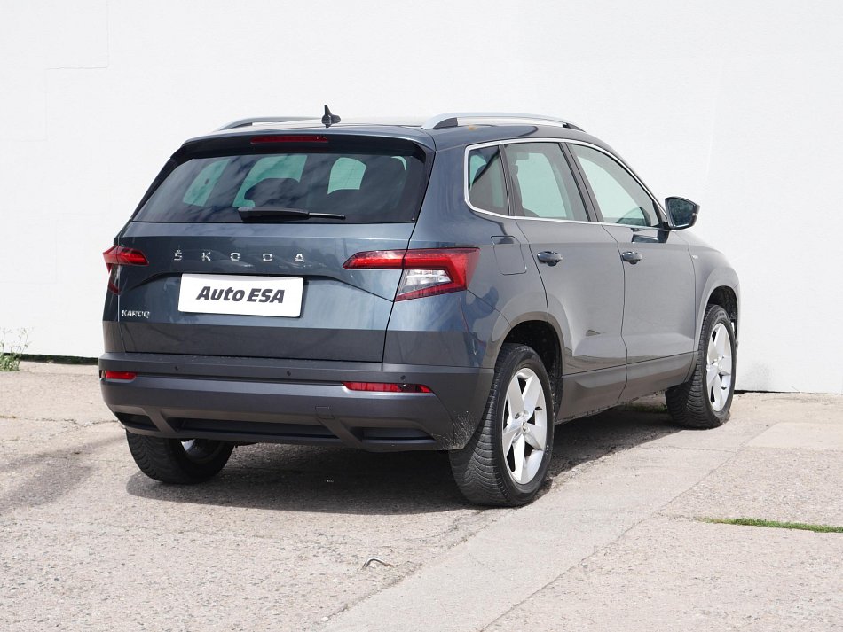 Škoda Karoq 1.0 TSi Soleil