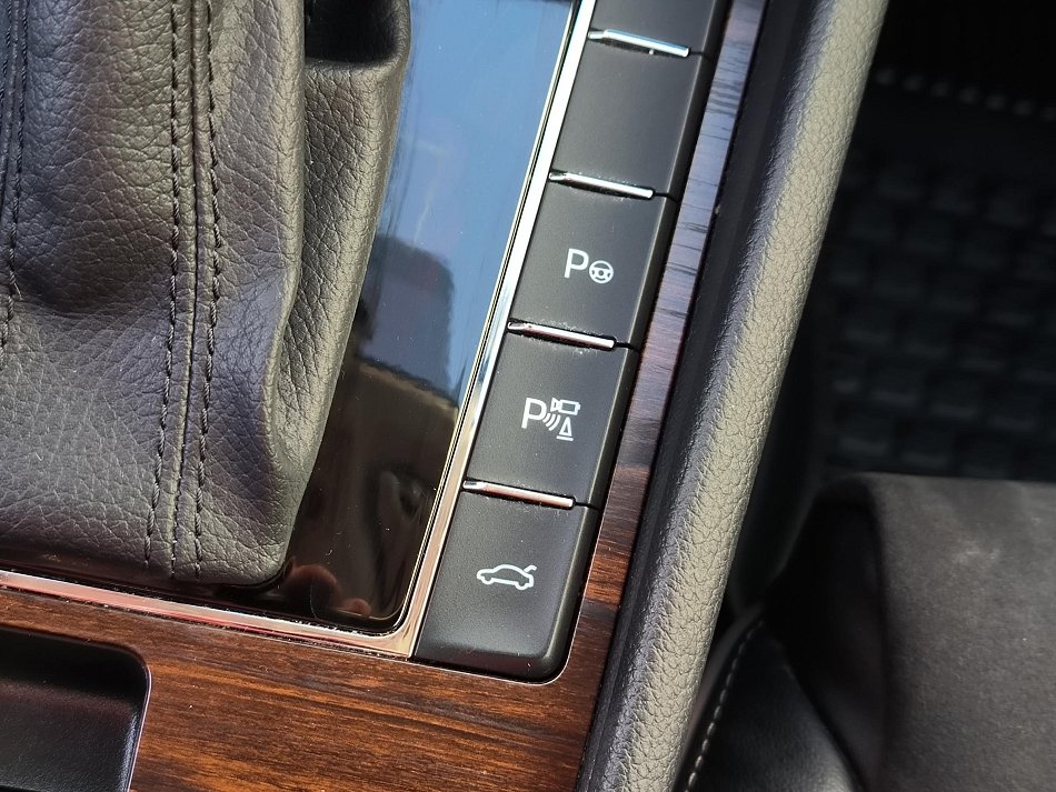 Škoda Superb III 2.0TSi Scout 4x4