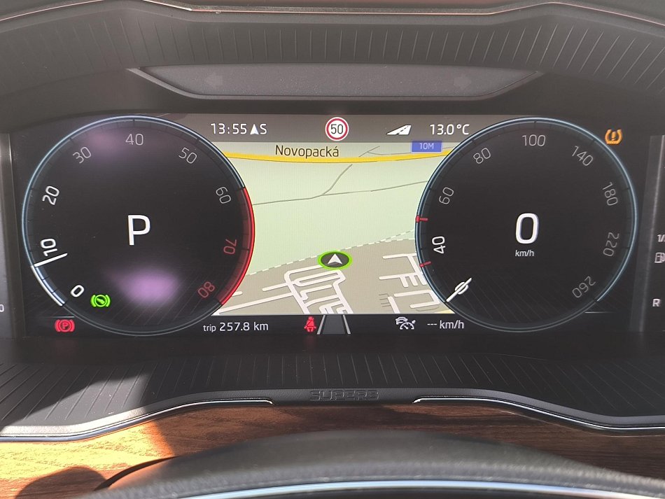 Škoda Superb III 2.0TSi Scout 4x4