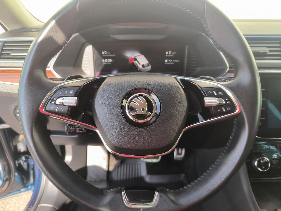 Škoda Superb III 2.0TSi Scout 4x4