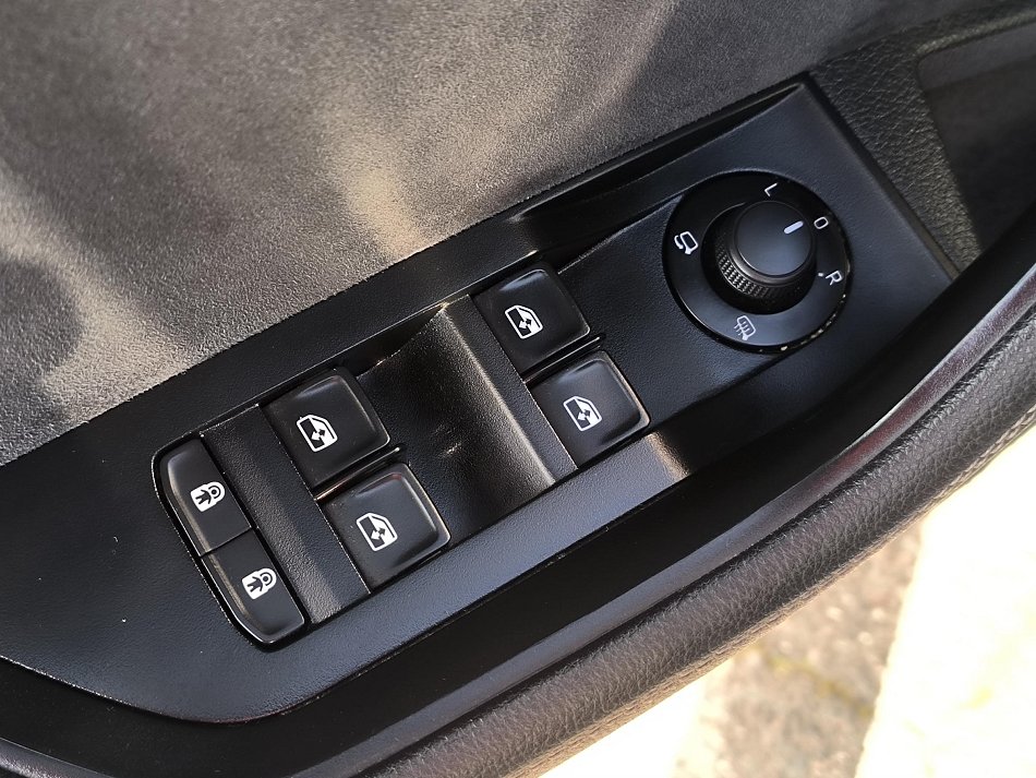 Škoda Superb III 2.0TSi Scout 4x4