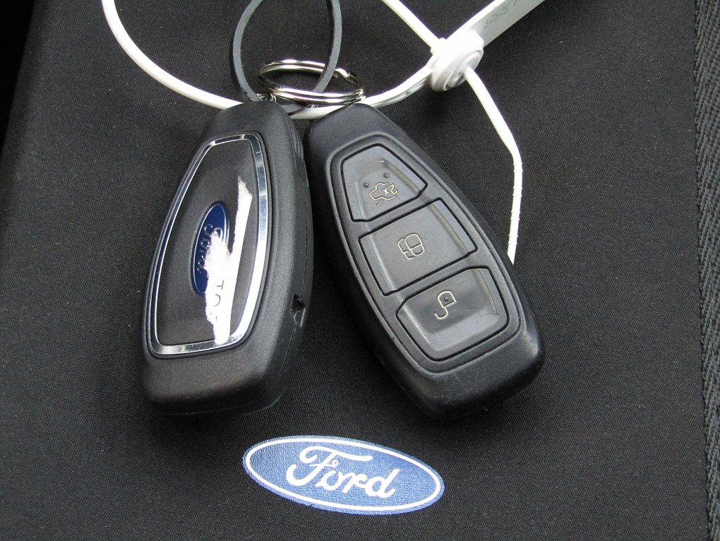 Ford Kuga 1.5EB Trend Plus