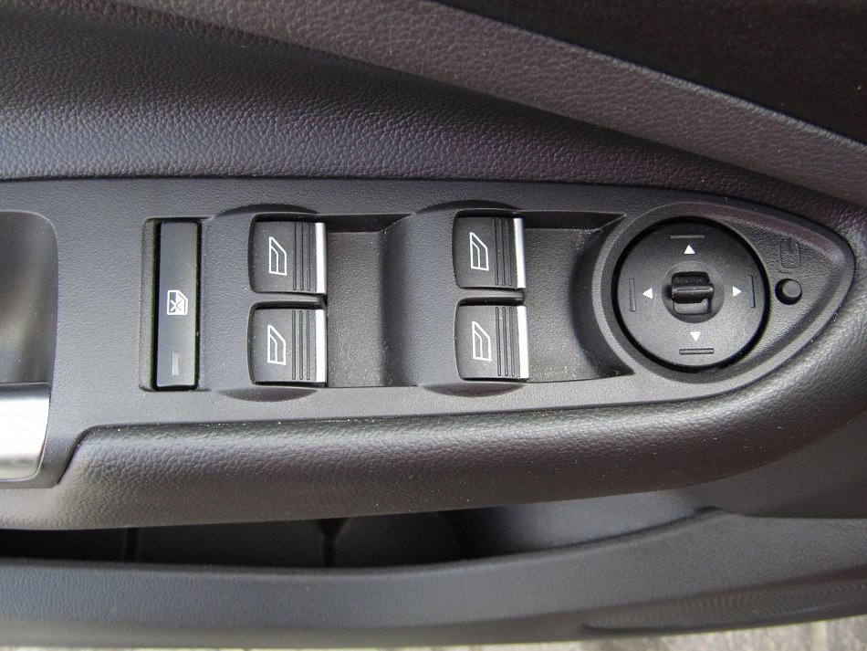 Ford Kuga 1.5EB Trend Plus