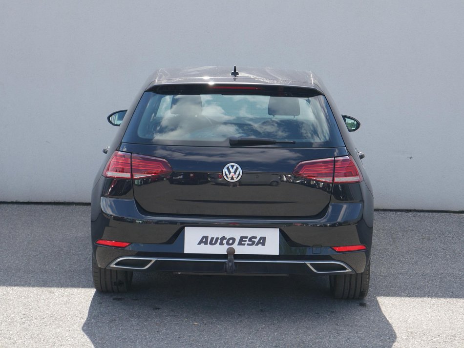 Volkswagen Golf 1.5 TSi Highline