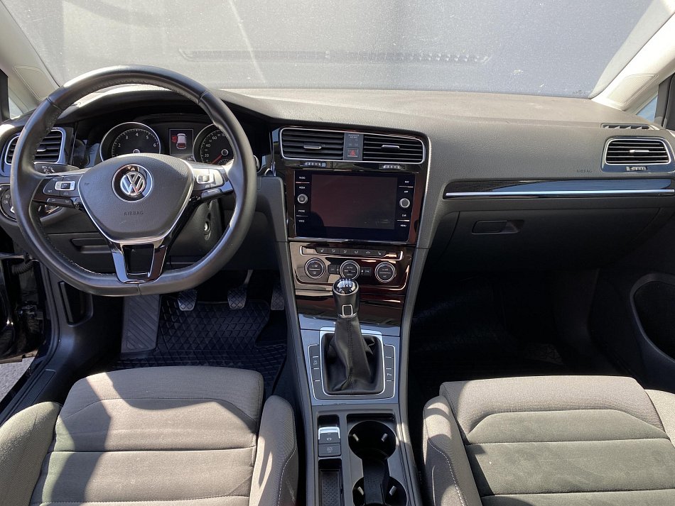 Volkswagen Golf 1.5 TSi Highline