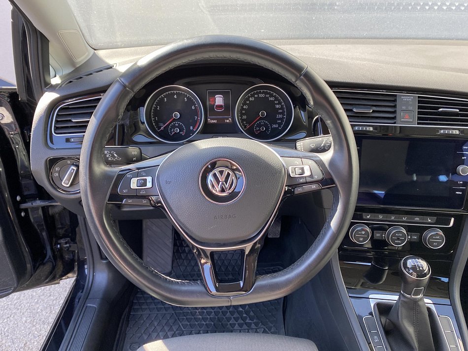 Volkswagen Golf 1.5 TSi Highline