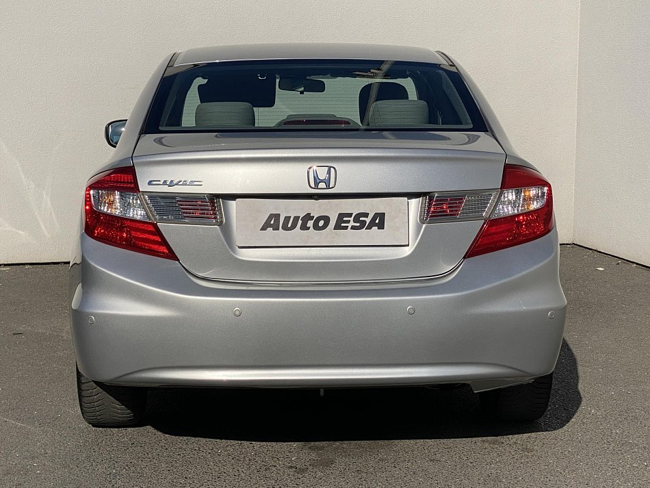 Honda Civic 1.8 i-VTEC 