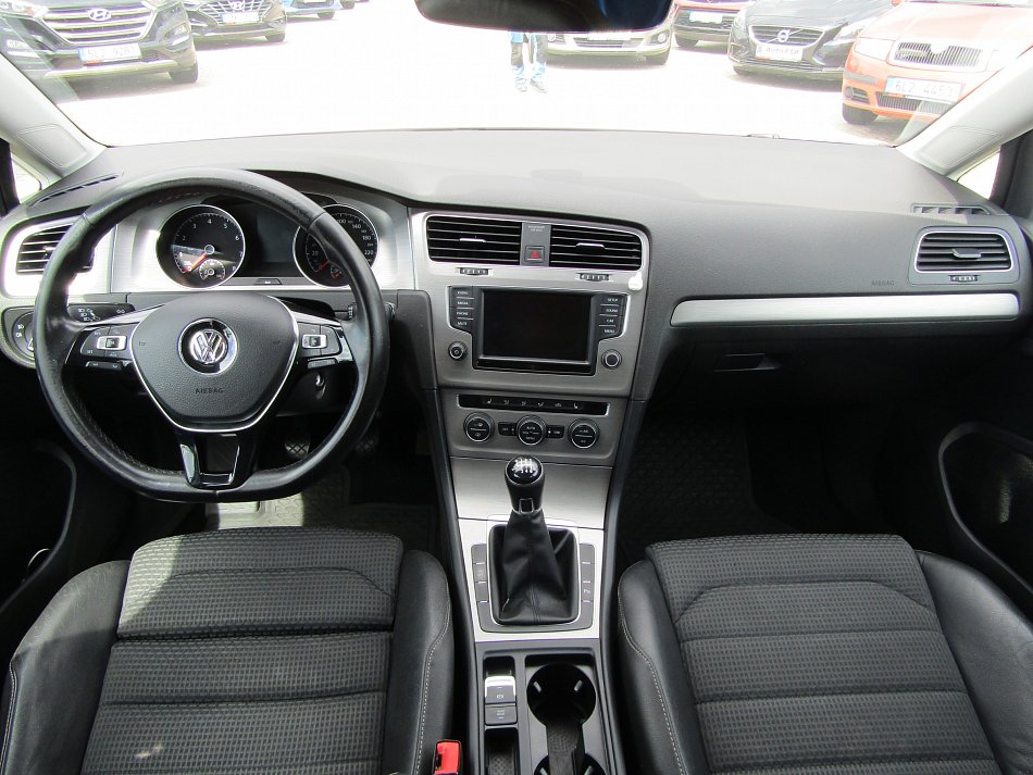 Volkswagen Golf 1.4TSI 