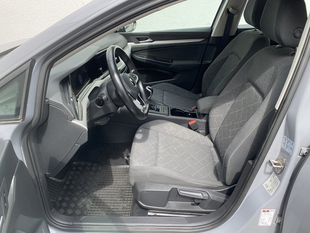 Volkswagen Golf 1.5 TSi 