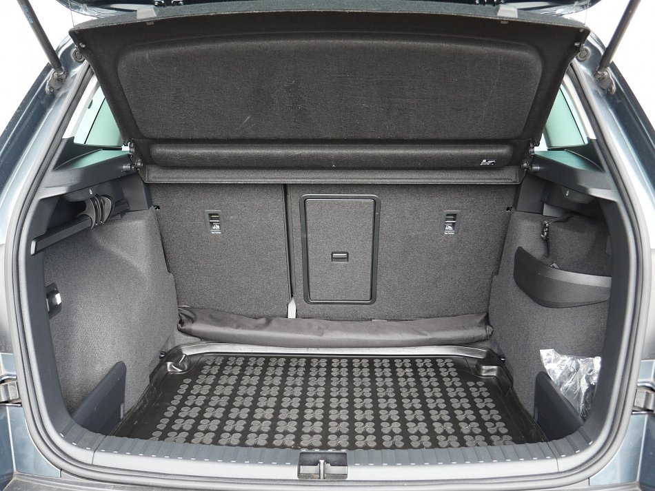 Škoda Karoq 1.0 TSi Soleil