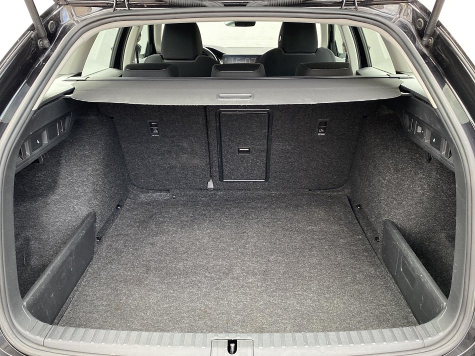 Škoda Octavia IV 2.0 TDi Style