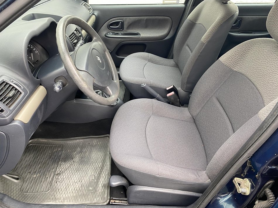 Renault Clio 1.2 i 