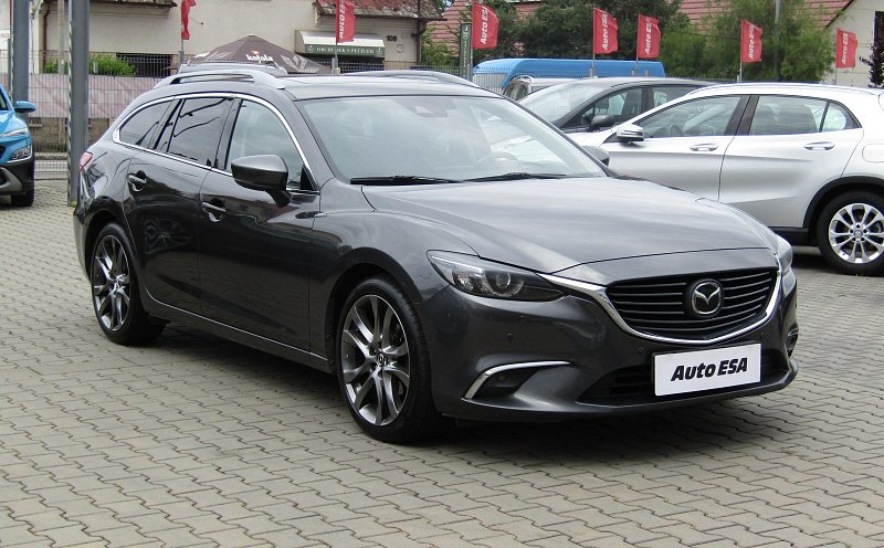 Mazda 6 2.5i Revolution