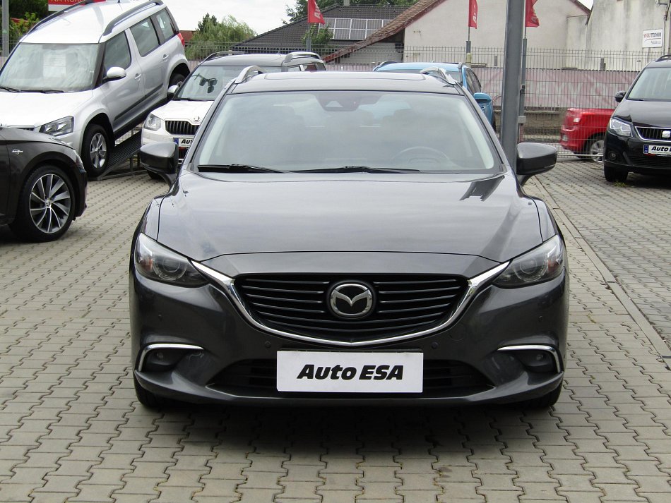Mazda 6 2.5i Revolution