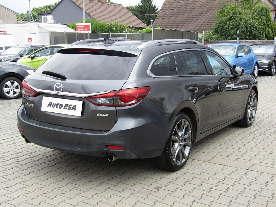Mazda 6 2.5i Revolution
