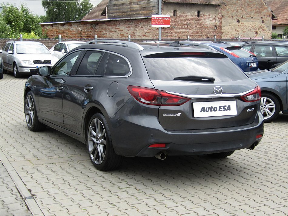 Mazda 6 2.5i Revolution