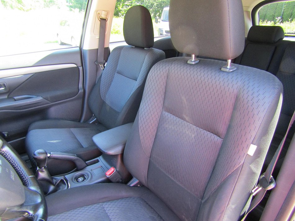 Mitsubishi Outlander 2.0 MIVEC  LPG