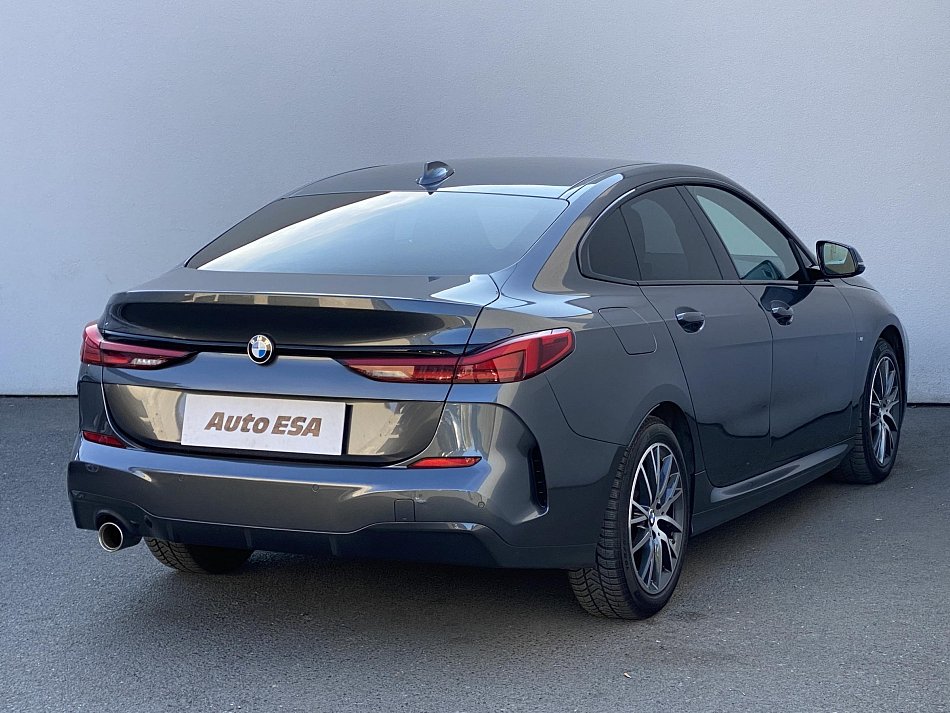 BMW Řada 2 1.5i 