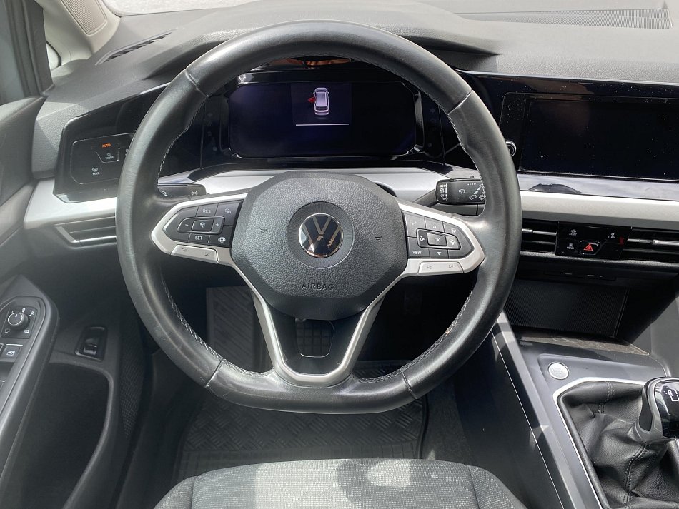 Volkswagen Golf 1.5 TSi 