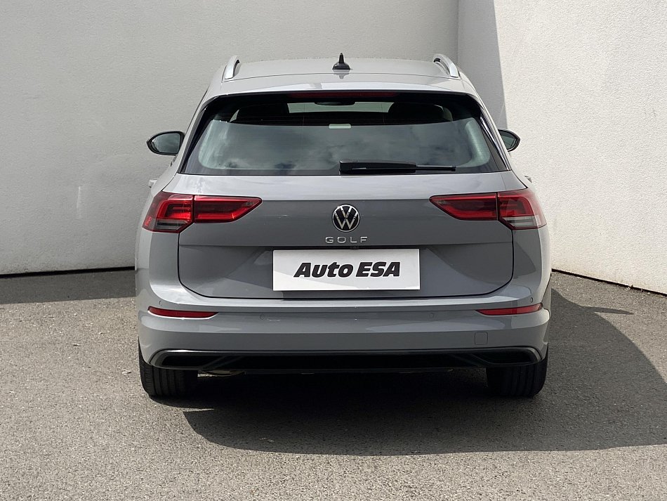 Volkswagen Golf 1.5 TSi 