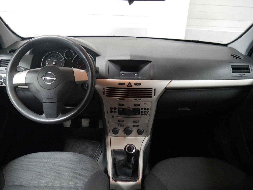 Opel Astra 1.6i 