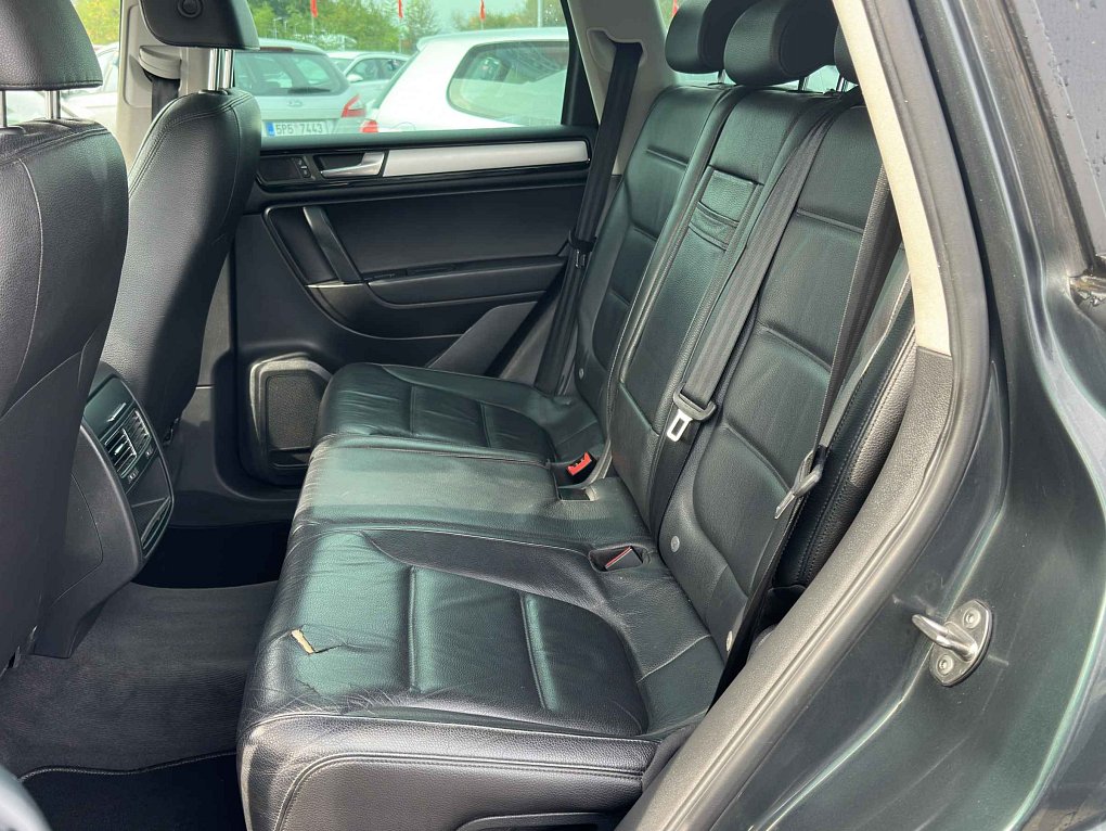 Volkswagen Touareg 3.0 TDi  4x4