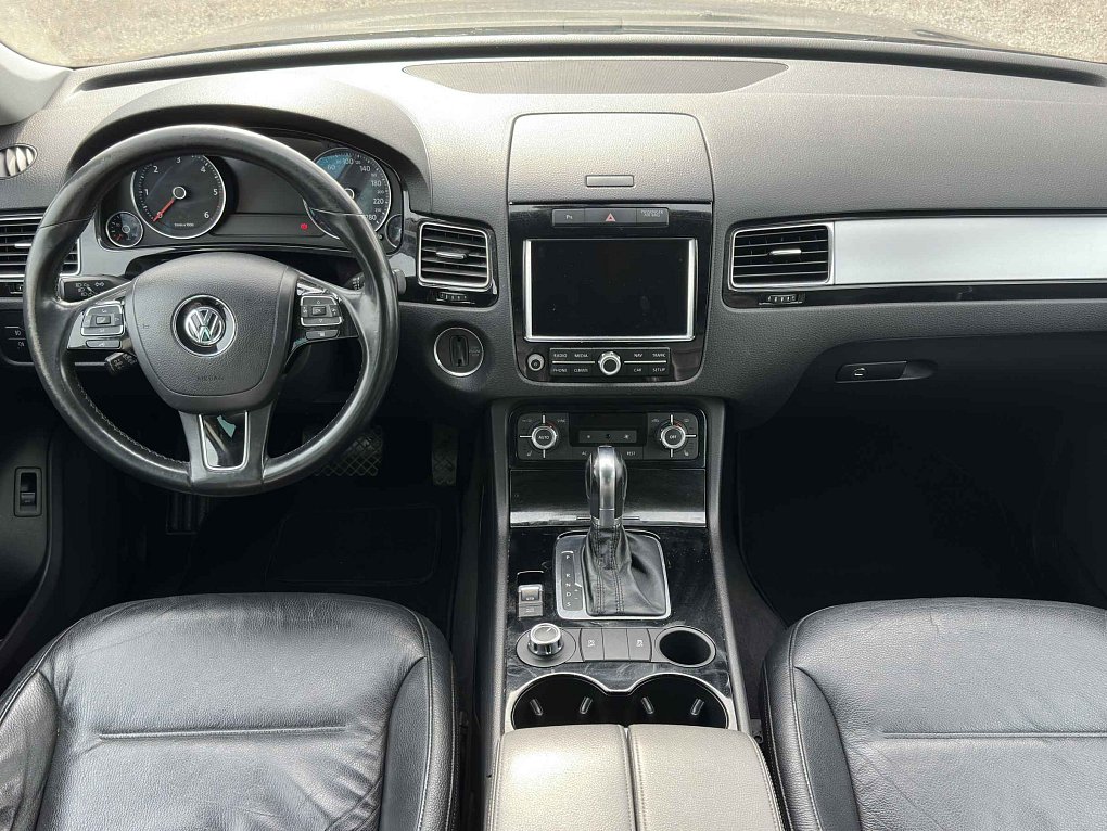 Volkswagen Touareg 3.0 TDi  4x4