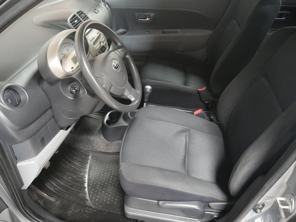 Subaru Justy 1.0i 