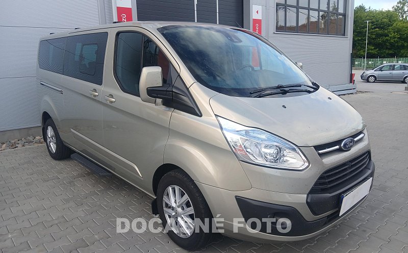 Ford Tourneo Custom 2.2TDCi 