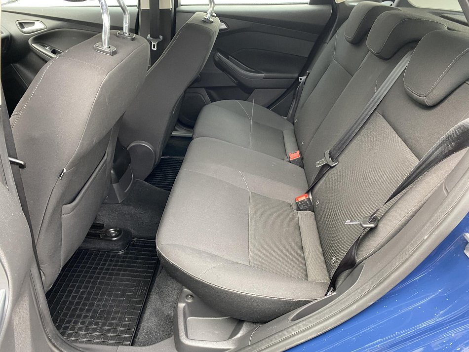Ford Focus 1.6i 