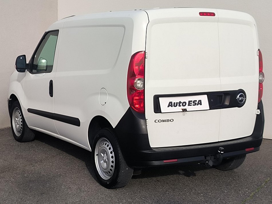 Opel Combo 1.4T 