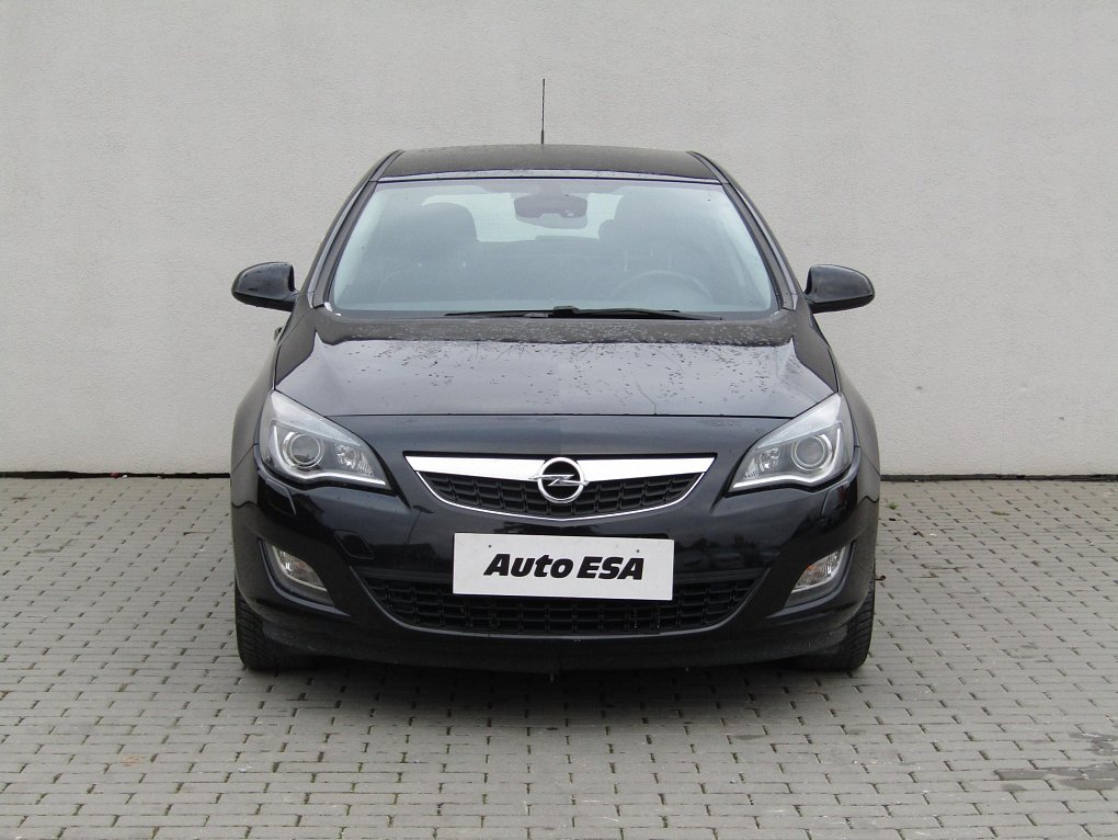 Opel Astra 1.4T Cosmo