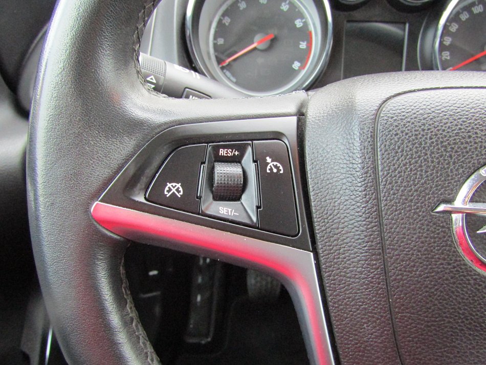 Opel Astra 1.4T Cosmo