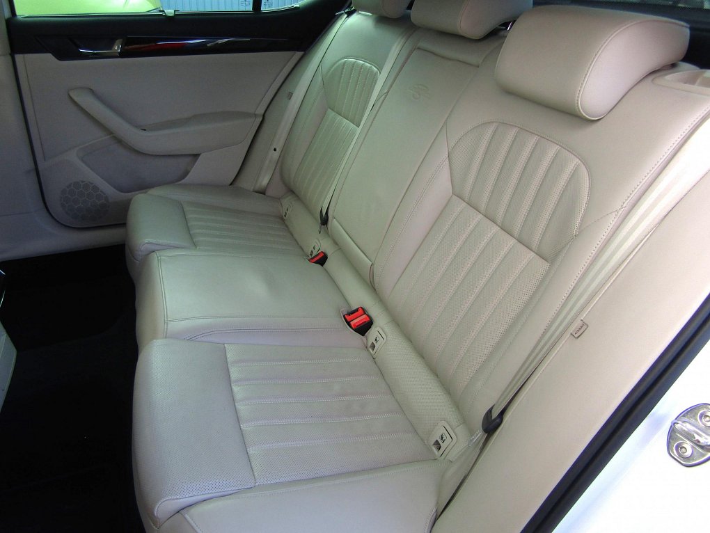 Škoda Superb 2.0TDi  4x4