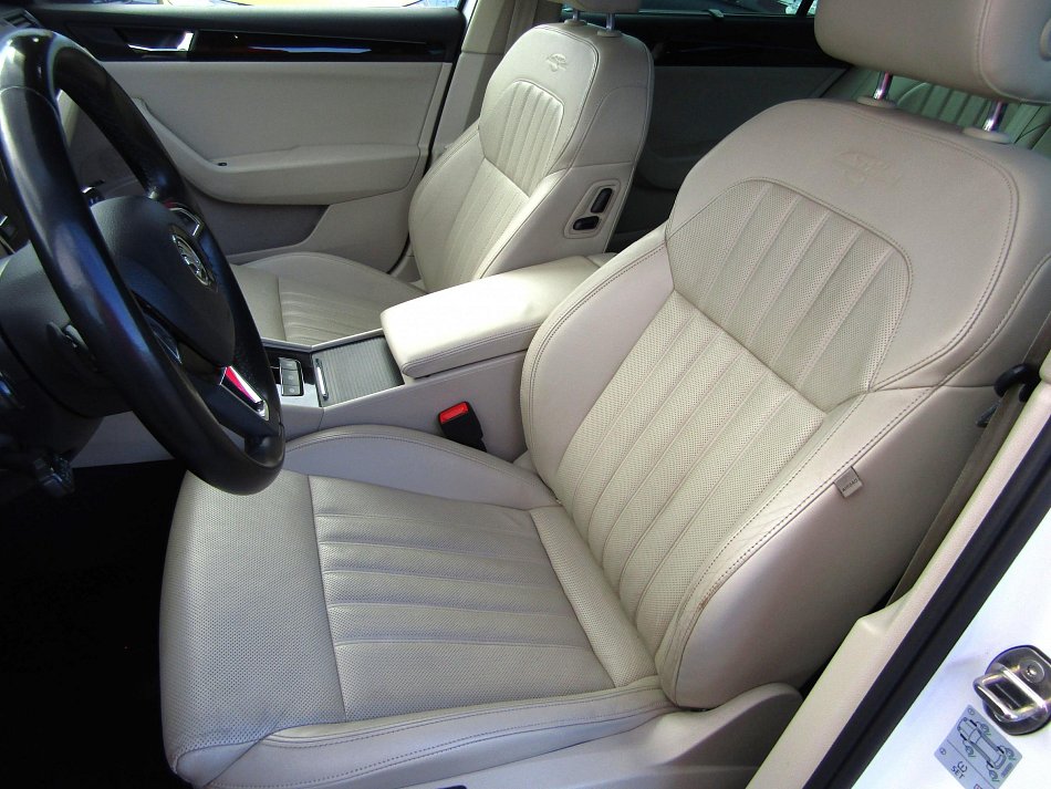 Škoda Superb 2.0TDi  4x4