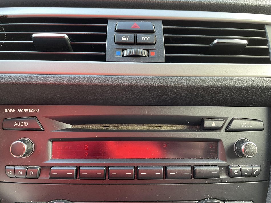 BMW Řada 3 2.0 i  318i