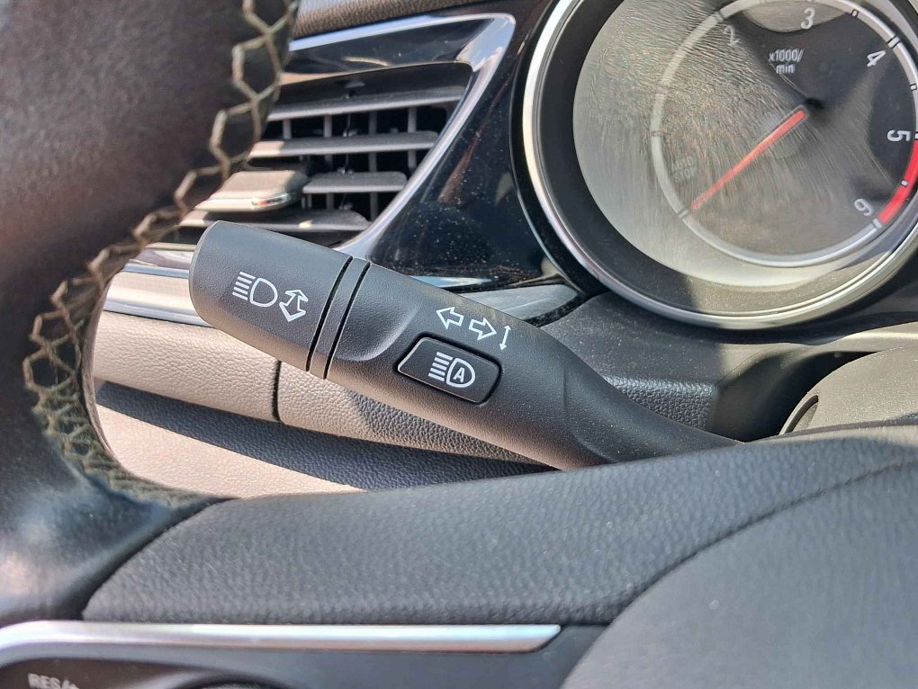 Opel Insignia 2.0 CDTi 