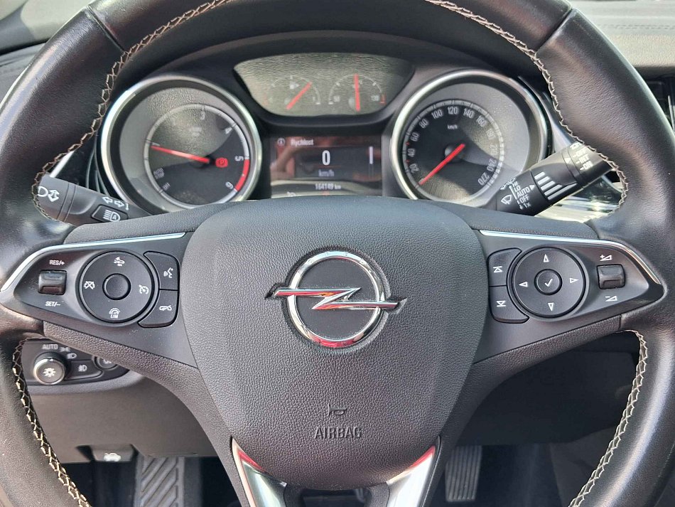 Opel Insignia 2.0 CDTi 