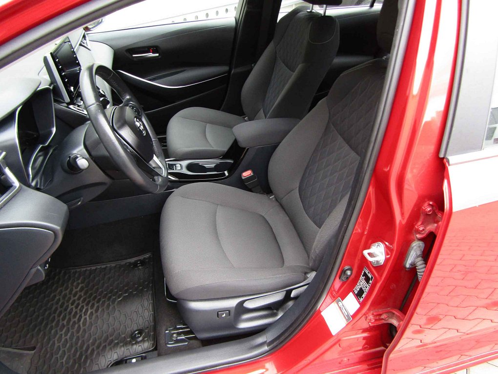 Toyota Corolla 1.6 VVT-i Comfort