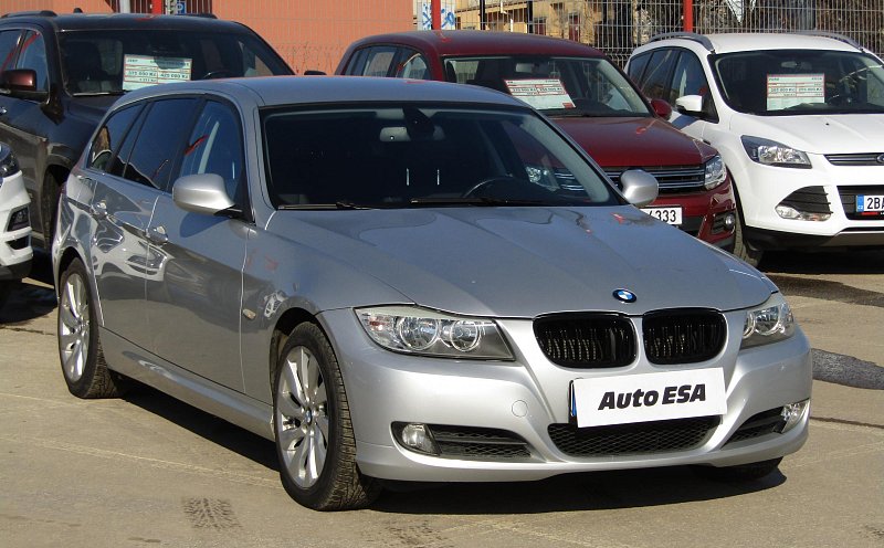BMW Řada 3 3.0i  325i