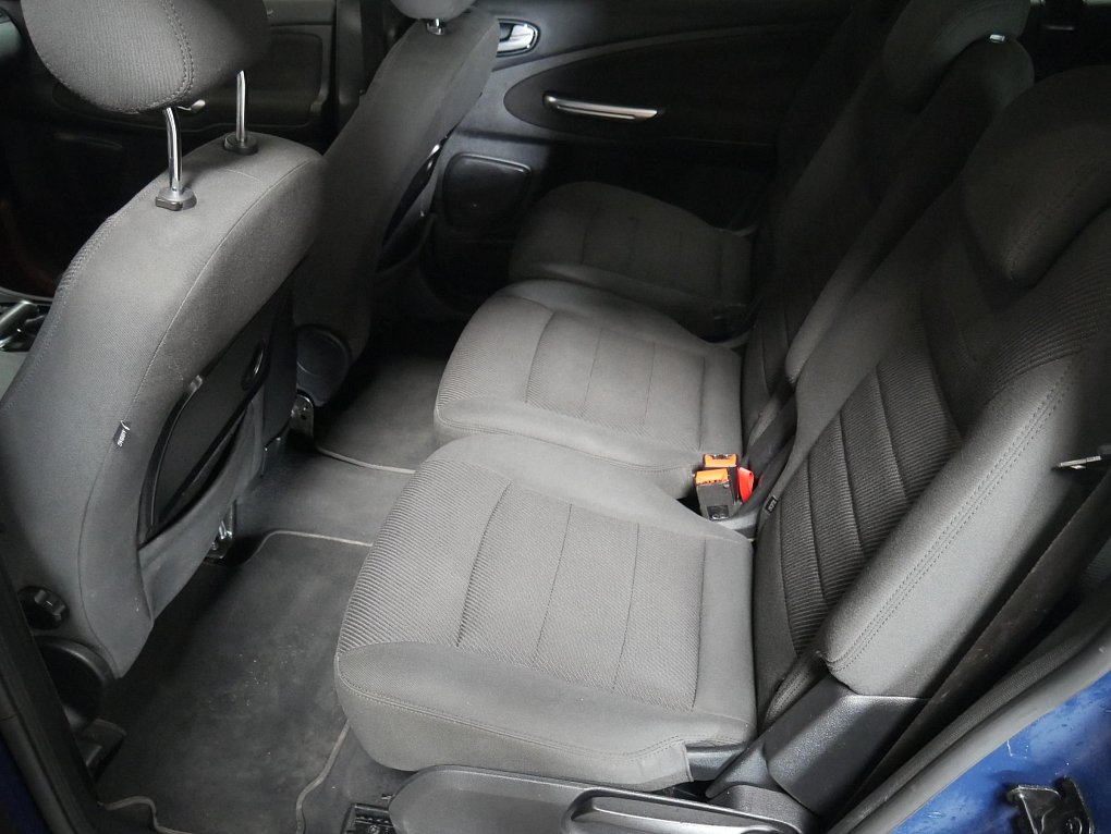 Ford Galaxy 2.2 TDCi Ghia