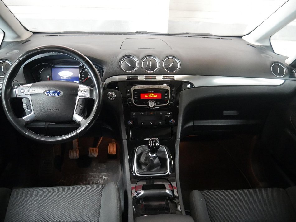 Ford Galaxy 2.2 TDCi Ghia