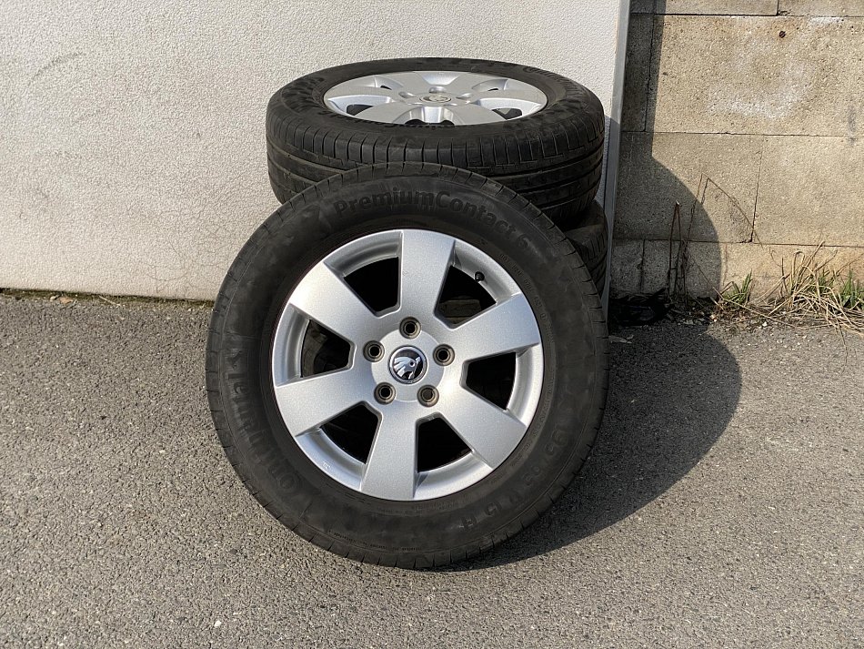 Škoda Octavia II 2.0 TDi Ambiente