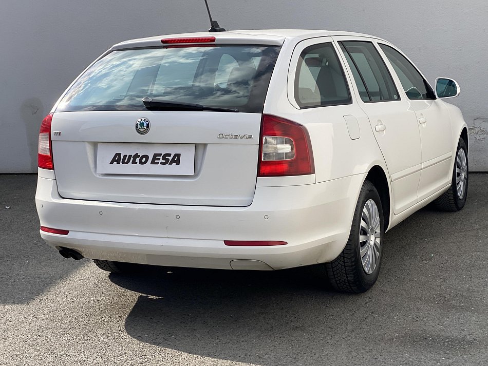 Škoda Octavia II 2.0 TDi Ambiente