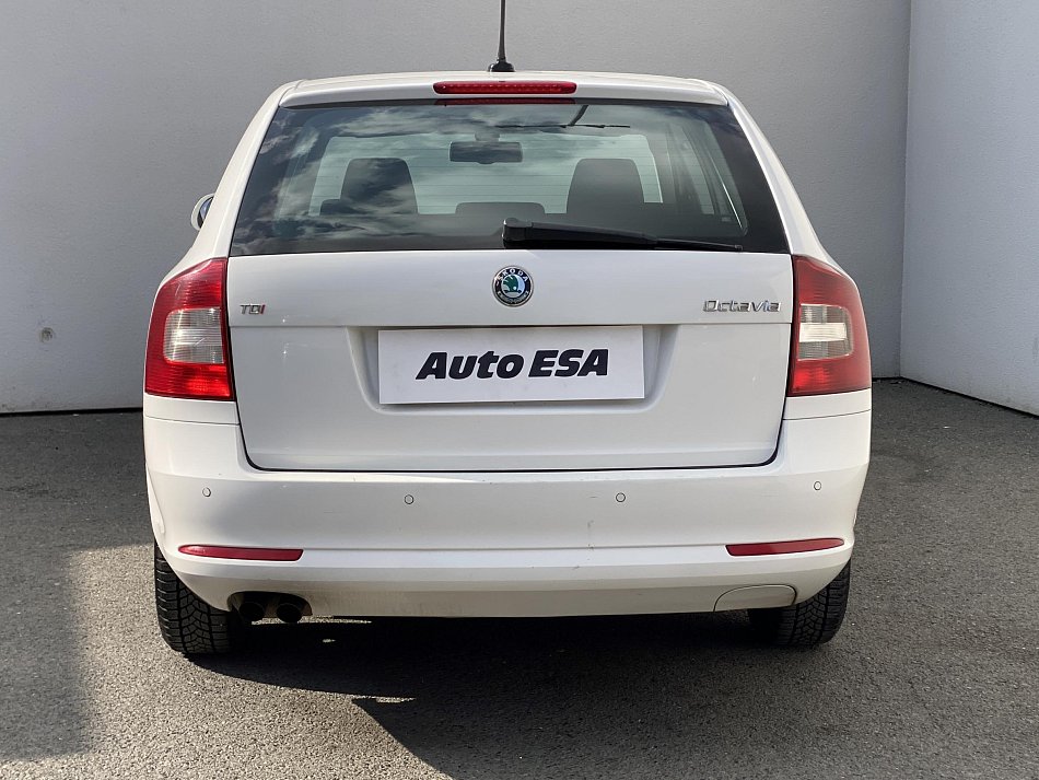 Škoda Octavia II 2.0 TDi Ambiente
