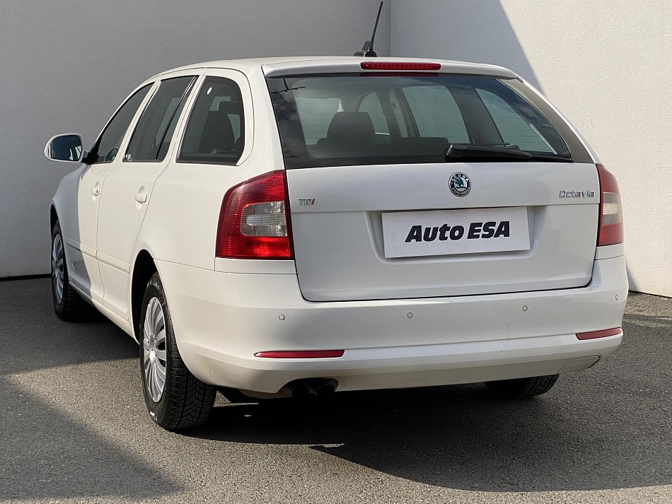 Škoda Octavia II 2.0 TDi Ambiente