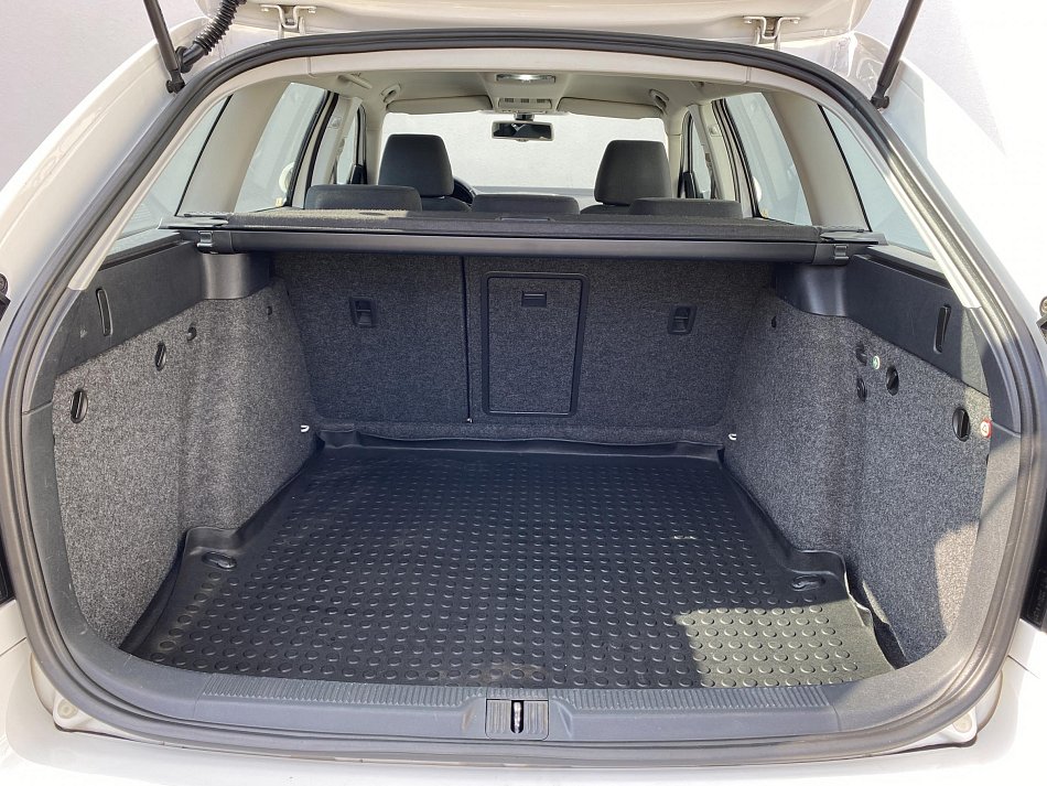 Škoda Octavia II 2.0 TDi Ambiente