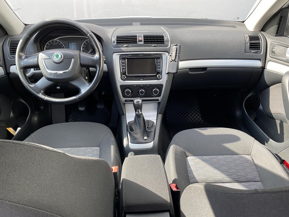 Škoda Octavia II 2.0 TDi Ambiente