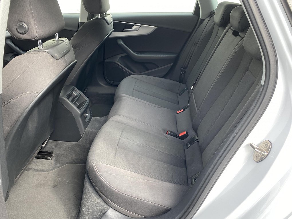 Audi A4 2.0 TFSi Sport